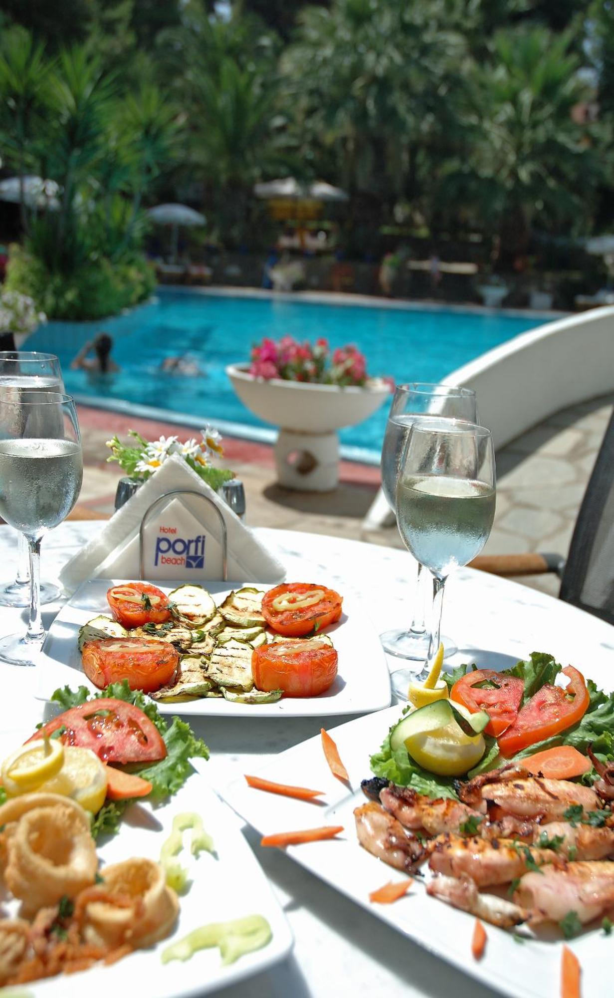 Porfi Beach Hotel Nikiti  Extérieur photo
