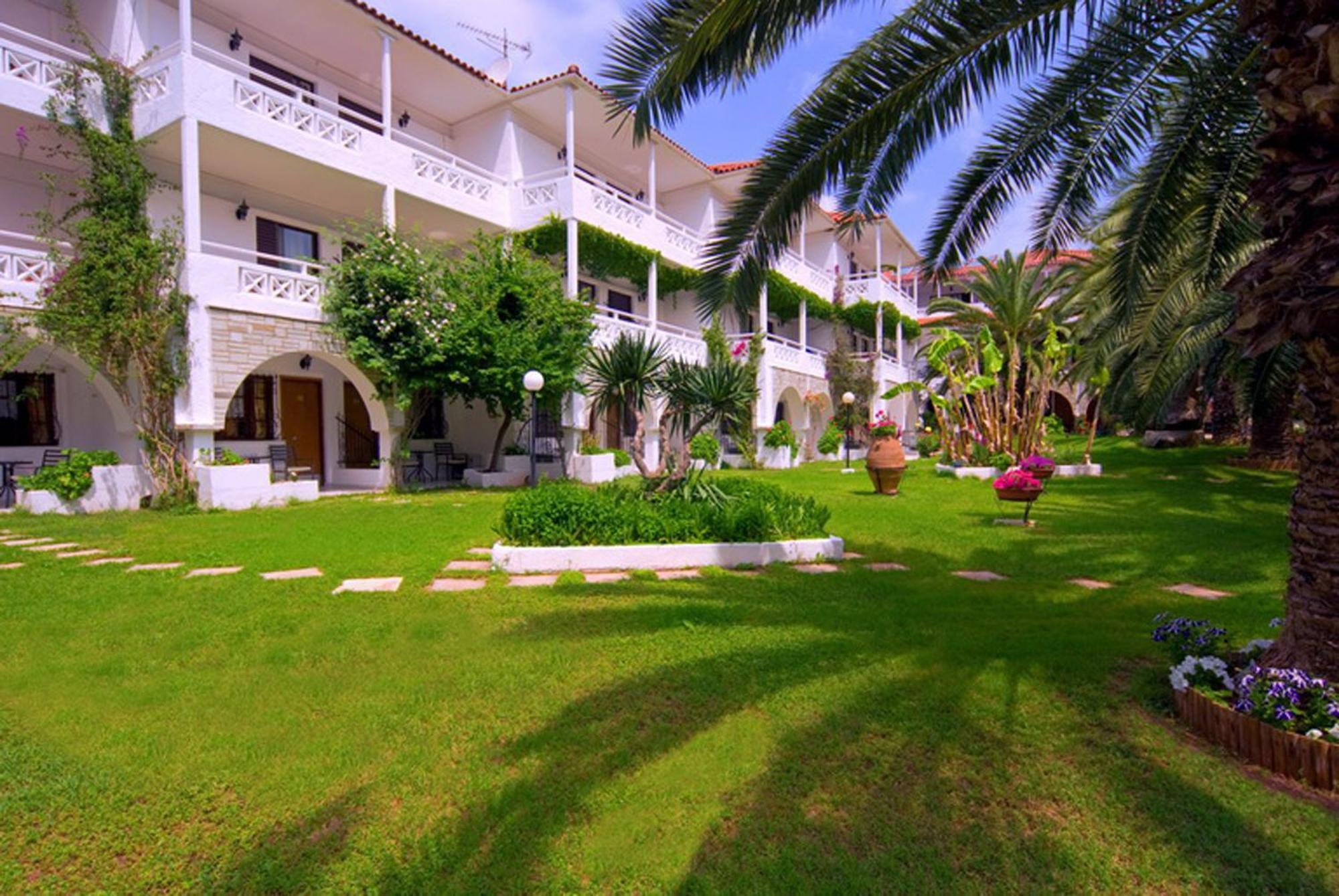 Porfi Beach Hotel Nikiti  Extérieur photo