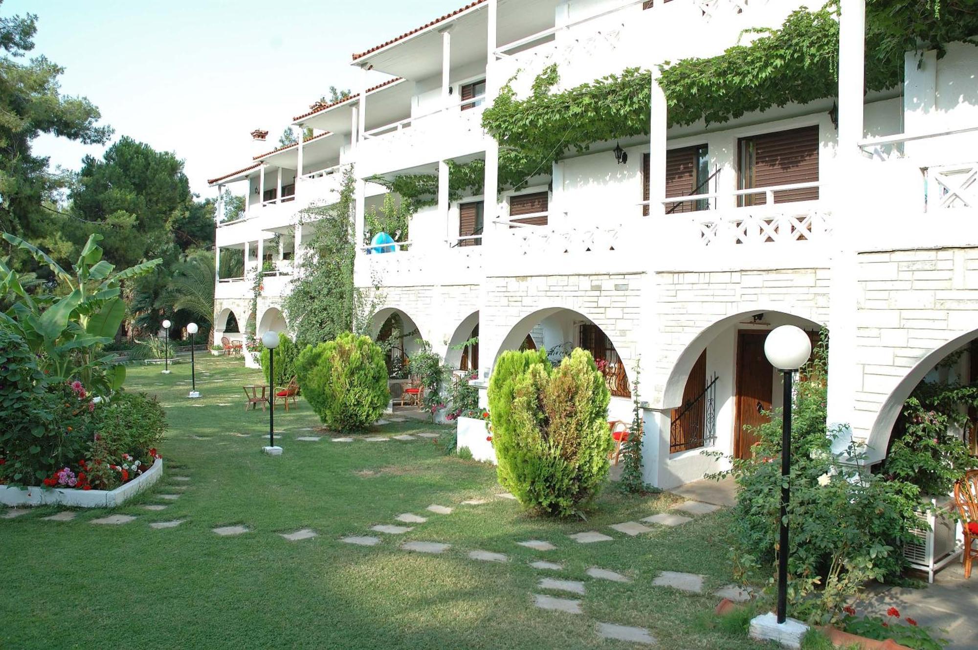Porfi Beach Hotel Nikiti  Extérieur photo